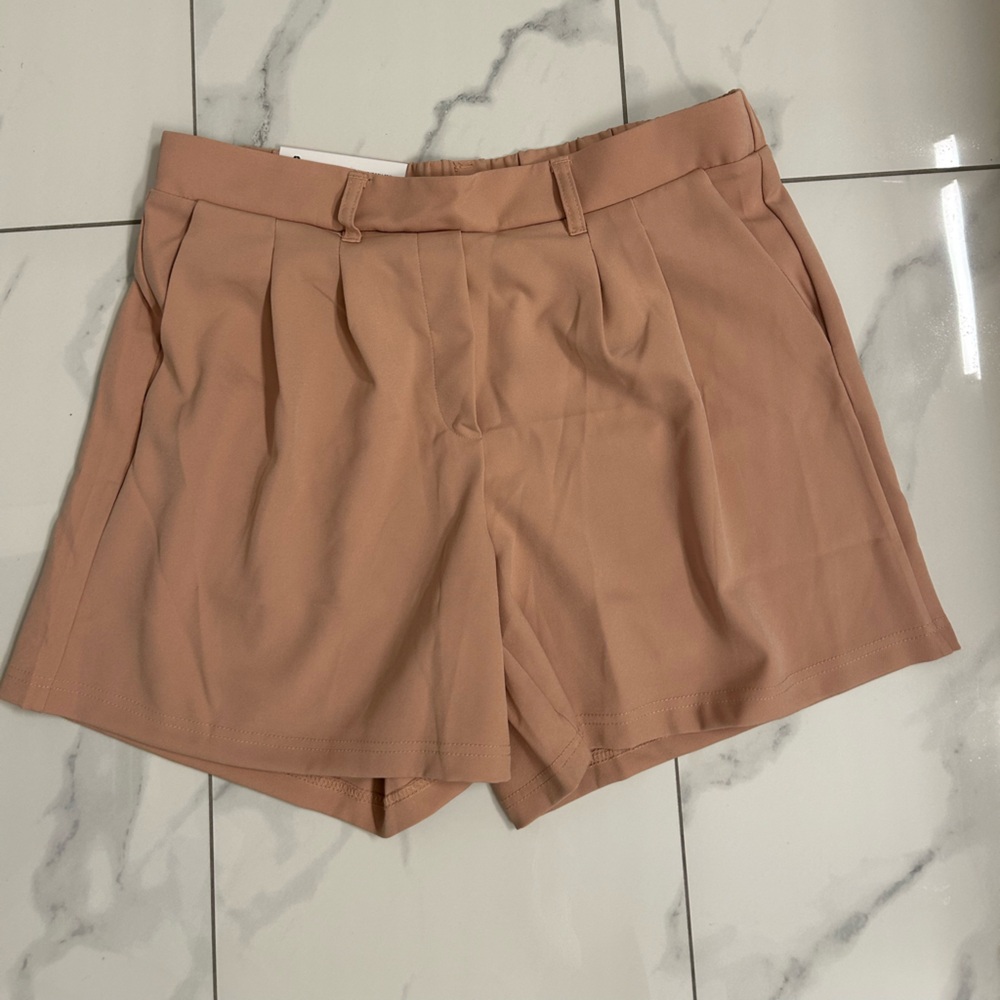 32 degree tan/peach shorts